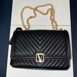 Victoria’s Secret Quilted Shoulder/Crossbody Bag in Black
